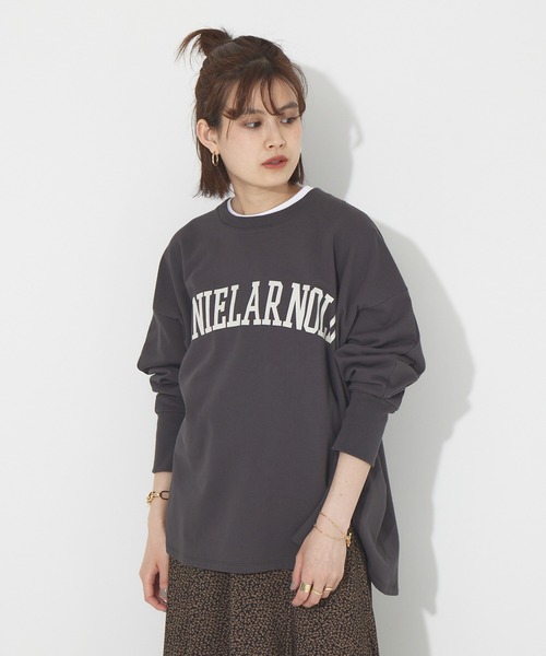 MICA&DEAL(マイカ&ディール)の「【MICA&DEAL】【WEB限定】プリントロゴプルオーバー/スウェット(Tシャツ/カットソー・レディース・チャコールグレー/レッド/アイボリー・フリー)」の3枚目の写真