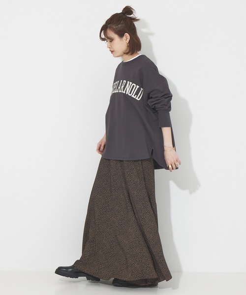 MICA&DEAL(マイカ&ディール)の「【MICA&DEAL】【WEB限定】プリントロゴプルオーバー/スウェット(Tシャツ/カットソー・レディース・チャコールグレー/レッド/アイボリー・フリー)」の9枚目の写真
