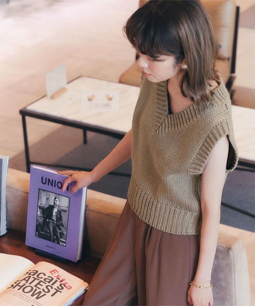 titivate（ティティベイト）の「ﾍﾞｰｼｯｸｺﾝﾊﾟｸﾄﾆｯﾄﾍﾞｽﾄ（ベスト・レディース・ブラック/ブラウン/ブルー/アイボリー・S/M）」の4枚目の写真