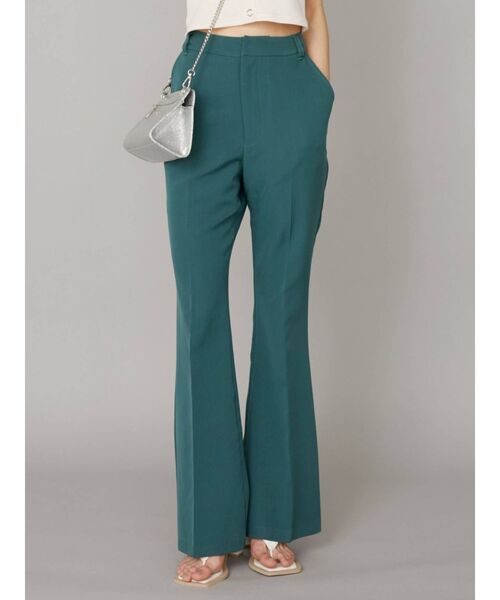 EVRIS（エヴリス）の「センタープレスフレアパンツ（その他パンツ・レディース・ブラック/レッド/グリーン・SMALL/MEDIUM）」の3枚目の写真