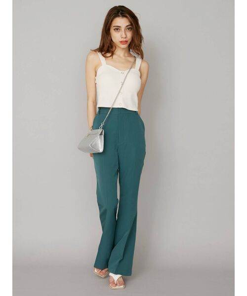 EVRIS（エヴリス）の「センタープレスフレアパンツ（その他パンツ・レディース・ブラック/レッド/グリーン・SMALL/MEDIUM）」の6枚目の写真