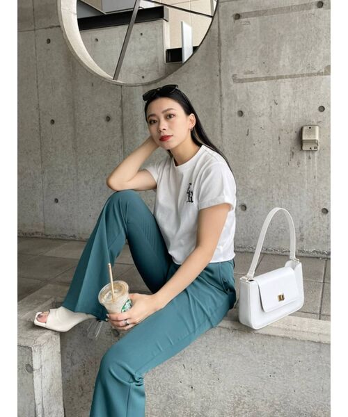 EVRIS（エヴリス）の「センタープレスフレアパンツ（その他パンツ・レディース・ブラック/レッド/グリーン・SMALL/MEDIUM）」の17枚目の写真