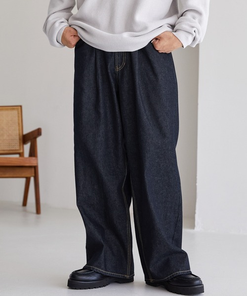 MONO-MART（モノマート）の「ルーズストレートタックカラーワイドデニムパンツ（デニムパンツ・メンズ・レッド/ワンウォッシュ/チャコールグレー/パープル/グリーン/ライトグレー/サックスブルー/グレー/ホワイト/ブラウン・L/M/S）」の8枚目の写真