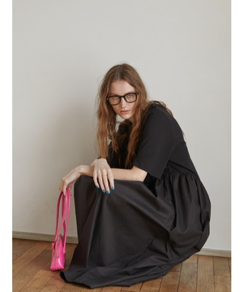 AMAIL（アマイル）の「Combination maxi dress（ワンピース・レディース・ホワイト/ブラック・FREE）」の3枚目の写真