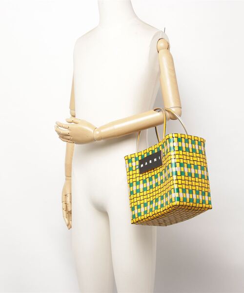 MARNI MARKET（マルニマーケット）の「ピクニックバッグ ミニ（かごバッグ・レディース・イエロー系・FREE）」の6枚目の写真