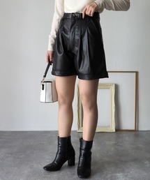 Riberry | フェイクレザーショートパンツ(その他パンツ)