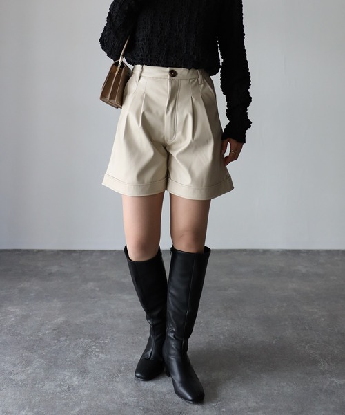 Riberry（リベリー）の「ハイウエストショートパンツ（その他パンツ・レディース・ブラック/アイボリー・MEDIUM/LARGE）」の5枚目の写真