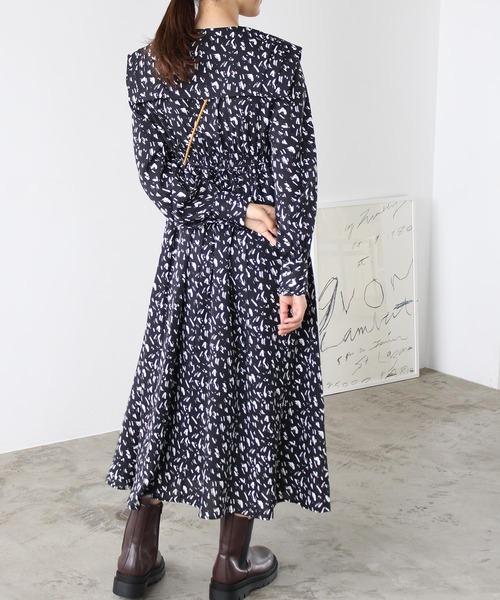 GeeRA（ジーラ）の「セーラーカラープリントワンピース（ワンピース・レディース・ブラック/オフホワイト・SMALL/MEDIUM/LARGE）」の14枚目の写真