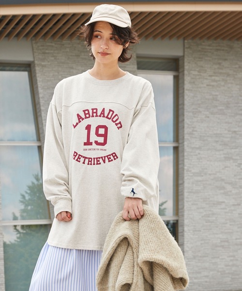 Labrador Retriever(ラブラドールリトリーバー)の「Labrador Retriever/ラブラドールレトリーバー 別注フットボールロングTシャツ(Tシャツ/カットソー・レディース・ホワイト/グリーン/アイボリー/スミクロ・FREE)」の6枚目の写真