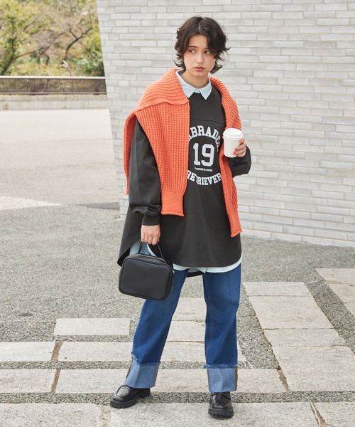 Labrador Retriever(ラブラドールリトリーバー)の「Labrador Retriever/ラブラドールレトリーバー 別注フットボールロングTシャツ(Tシャツ/カットソー・レディース・ホワイト/グリーン/アイボリー/スミクロ・FREE)」の8枚目の写真