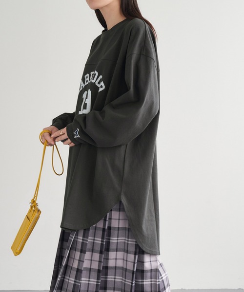 Labrador Retriever(ラブラドールリトリーバー)の「Labrador Retriever/ラブラドールレトリーバー 別注フットボールロングTシャツ(Tシャツ/カットソー・レディース・ホワイト/グリーン/アイボリー/スミクロ・FREE)」の9枚目の写真