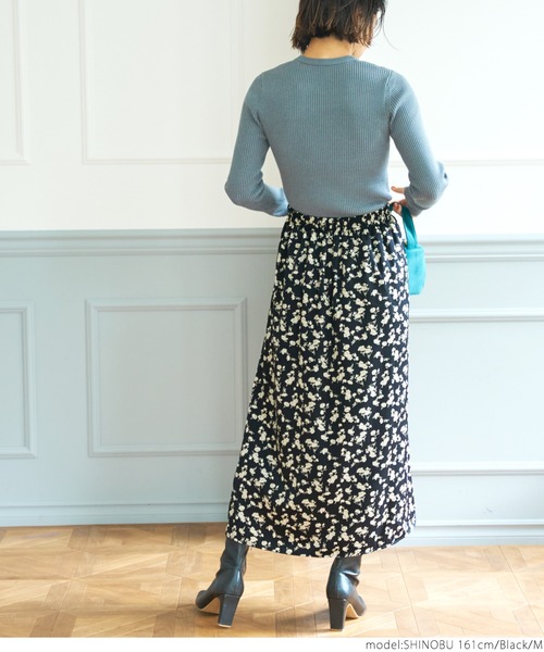 coca（coca）（コカ）の「モノトーンフラワーAラインスカート（スカート・レディース・ブラック・M/L）」の8枚目の写真