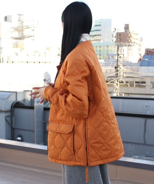 TAION(タイオン)の「TAION/タイオン ミリタリークルーネックオーバーカーディガン MILITARY CREWNECK OVER CARDIGAN 104PML-1(ダウンジャケット/コート・レディース・オレンジ/ブラック/オリーブ・L/XL)」の16枚目の写真