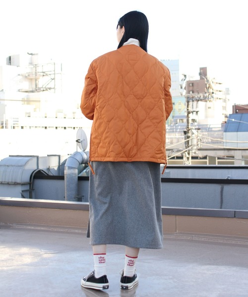 TAION(タイオン)の「TAION/タイオン ミリタリークルーネックオーバーカーディガン MILITARY CREWNECK OVER CARDIGAN 104PML-1(ダウンジャケット/コート・レディース・オレンジ/ブラック/オリーブ・L/XL)」の20枚目の写真