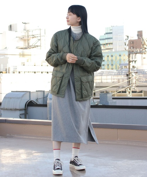 TAION(タイオン)の「TAION/タイオン ミリタリークルーネックオーバーカーディガン MILITARY CREWNECK OVER CARDIGAN 104PML-1(ダウンジャケット/コート・レディース・オレンジ/ブラック/オリーブ・L/XL)」の11枚目の写真