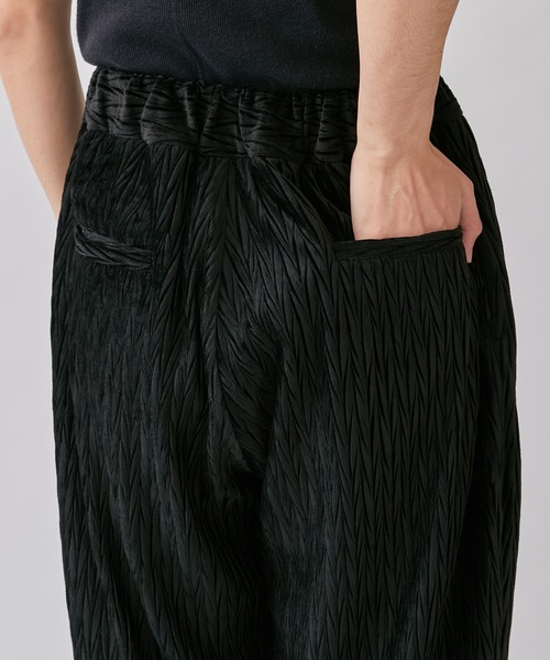 Lui's（ルイス）の「ベロアプリーツパンツ (セットアップ対応)（スラックス・メンズ・グレー/ブラック・FREE）」の17枚目の写真