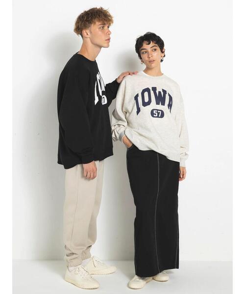 koe（コエ）の「【ユニセックス】IOWA 裏起毛ビッグスウェットクルー＊（スウェット・レディース・ブラック/グレー/ダークグリーン/ホワイト系その他・L/XL/M）」の5枚目の写真