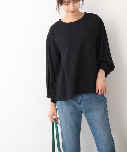 DRESKIP（ドレスキップ）の「◆【後ろ姿もキレイ見え】異素材切り替えトップス（Tシャツ/カットソー・レディース・ブラック/ブルー/ライトベージュ・02/03）」の2枚目の写真