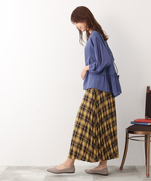 DRESKIP（ドレスキップ）の「◆【後ろ姿もキレイ見え】異素材切り替えトップス（Tシャツ/カットソー・レディース・ブラック/ブルー/ライトベージュ・02/03）」の17枚目の写真