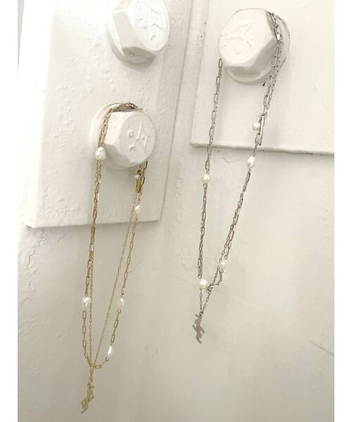 EMODA（エモダ）の「ポイントマークダブルネックレス（ネックレス・レディース・シルバー/ゴールド・FREE）」の4枚目の写真