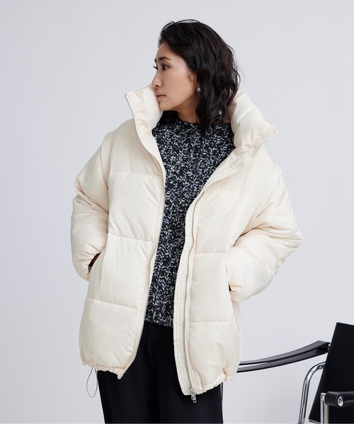 UR'S(ユアーズ)の「2wayファイバーダウンブルゾン(ブルゾン・レディース・アイボリー/ブラック・M)」の2枚目の写真