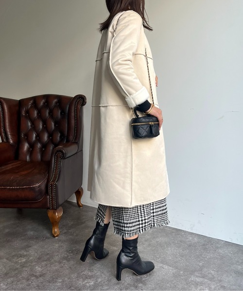 prose verse(プロズヴェール)の「リバーシブルムートン×ファーコート(ムートンコート・レディース・グレー/オフホワイト/ベージュ・フリ-)」の9枚目の写真