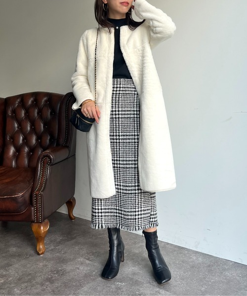 prose verse(プロズヴェール)の「リバーシブルムートン×ファーコート(ムートンコート・レディース・グレー/オフホワイト/ベージュ・フリ-)」の11枚目の写真