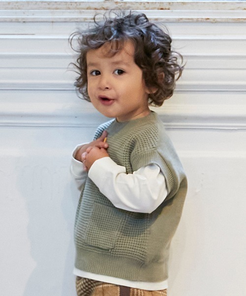 petit main(プティマイン)の「ニットベストTシャツセット(アンサンブル・キッズ・モスグリーン/ブラック・110cm/120cm/100cm/130cm/80cm/90cm)」の19枚目の写真