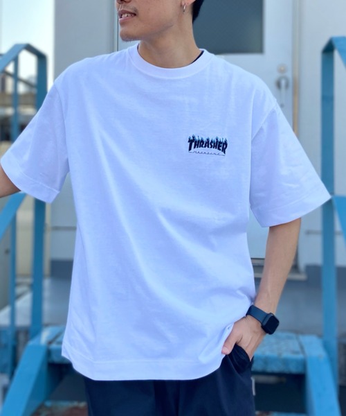 THRASHER(スラッシャー)の「【ムラサキスポーツ別注】THRASHER/スラッシャー ワンポイントロゴTシャツ 刺繍ロゴ/オーバーサイズ クルーネックTシャツ/THMM-002 FLAME(Tシャツ/カットソー・メンズ・グリーン系その他/ブルー系その他/ブラック×イエロー/ホワイト×パープル・M/L/XL)」の2枚目の写真