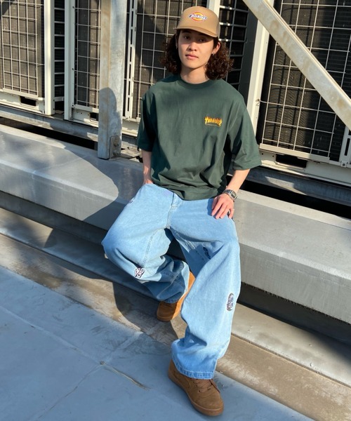 THRASHER(スラッシャー)の「【ムラサキスポーツ別注】THRASHER/スラッシャー ワンポイントロゴTシャツ 刺繍ロゴ/オーバーサイズ クルーネックTシャツ/THMM-002 FLAME(Tシャツ/カットソー・メンズ・グリーン系その他/ブルー系その他/ブラック×イエロー/ホワイト×パープル・M/L/XL)」の11枚目の写真