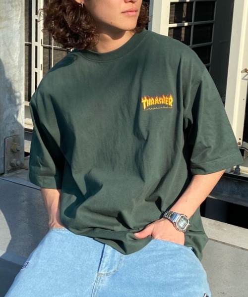 THRASHER(スラッシャー)の「【ムラサキスポーツ別注】THRASHER/スラッシャー ワンポイントロゴTシャツ 刺繍ロゴ/オーバーサイズ クルーネックTシャツ/THMM-002 FLAME(Tシャツ/カットソー・メンズ・グリーン系その他/ブルー系その他/ブラック×イエロー/ホワイト×パープル・M/L/XL)」の7枚目の写真
