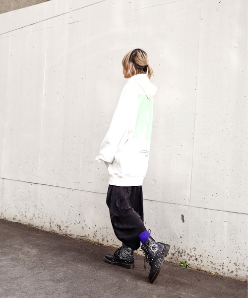rovtski(ロフトスキー)の「バルーンサルエルパンツ(デニムパンツ・レディース・ブラック・FREE)」の3枚目の写真