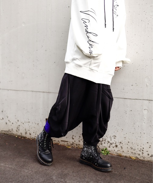 rovtski(ロフトスキー)の「バルーンサルエルパンツ(デニムパンツ・レディース・ブラック・FREE)」の6枚目の写真