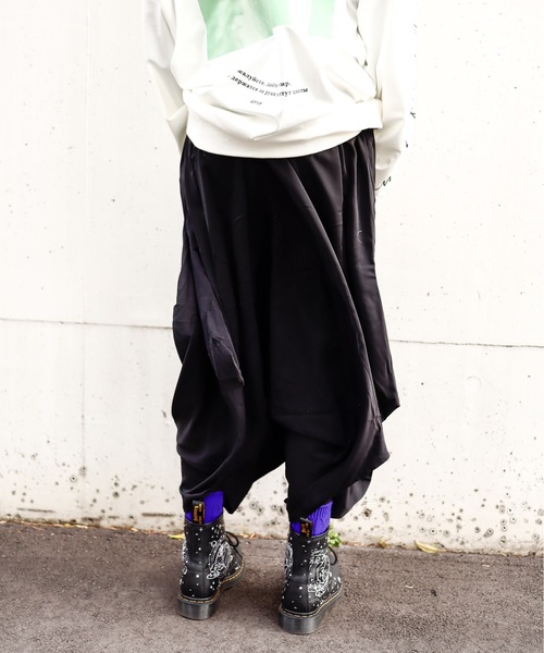 rovtski(ロフトスキー)の「バルーンサルエルパンツ(デニムパンツ・レディース・ブラック・FREE)」の10枚目の写真