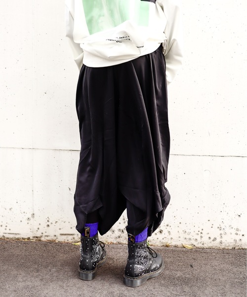 rovtski(ロフトスキー)の「バルーンサルエルパンツ(デニムパンツ・レディース・ブラック・FREE)」の11枚目の写真