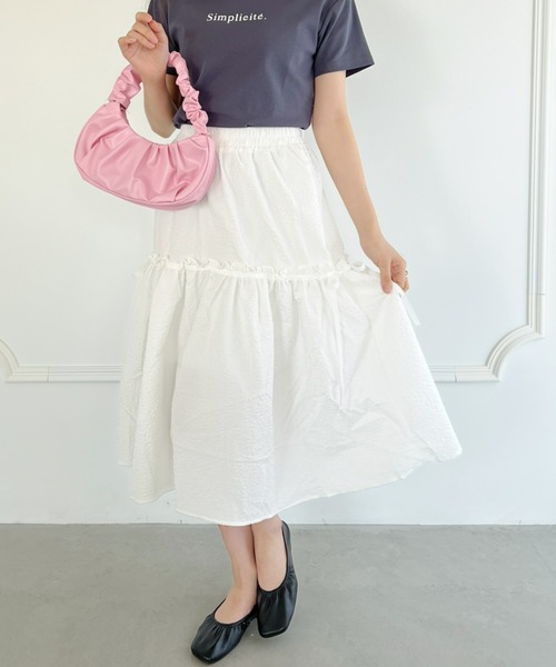 Loueme（ルエム）の「【23S/S】サイドリボンふくれジャガードフレアスカート（スカート・レディース・ホワイト/アイボリー/ブラック・FREE）」の2枚目の写真