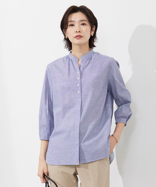 J.PRESS Ladies（J.プレス レディス）の「【洗える・吸水】 BEZピンチェック スタンドカラー ブラウス（シャツ/ブラウス・レディース・ネイビー系3/イエロー系3/サックスブルー系3・XS）」の2枚目の写真