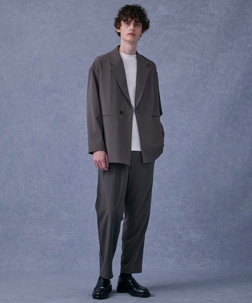 PUBLIC TOKYO（パブリックトウキョウ）の「〈360℃ストレッチ〉オルタネイトリラックスジャケット（テーラードジャケット・メンズ・ライトブラウン/ダークグレー・1/2）」の4枚目の写真