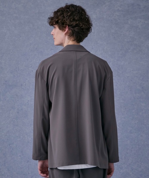 PUBLIC TOKYO（パブリックトウキョウ）の「〈360℃ストレッチ〉オルタネイトリラックスジャケット（テーラードジャケット・メンズ・ライトブラウン/ダークグレー・1/2）」の14枚目の写真