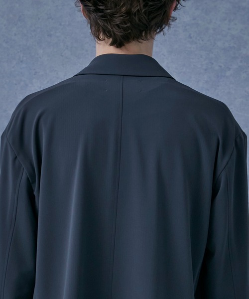 PUBLIC TOKYO（パブリックトウキョウ）の「〈360℃ストレッチ〉オルタネイトリラックスジャケット（テーラードジャケット・メンズ・ライトブラウン/ダークグレー・1/2）」の18枚目の写真