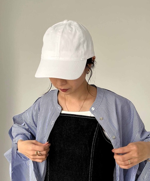 CAPRICIEUX LE'MAGE（カプリシューレマージュ）の「LE'MAGEタグキャップ（キャップ・レディース・ベージュ/ブラック/ホワイト・FREE）」の2枚目の写真