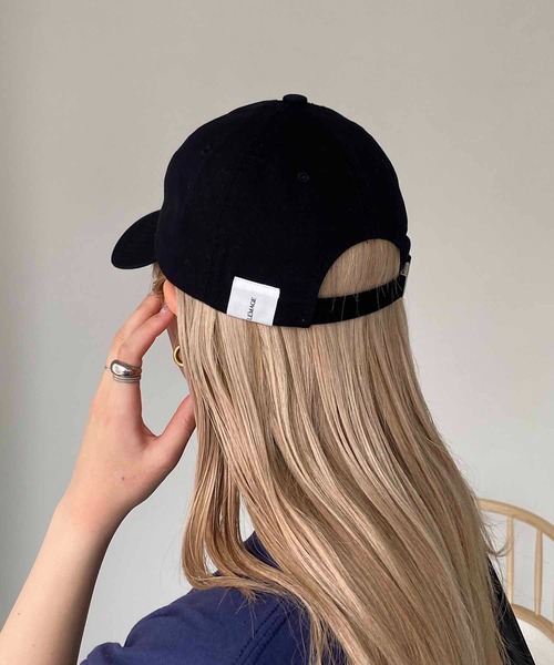 CAPRICIEUX LE'MAGE（カプリシューレマージュ）の「LE'MAGEタグキャップ（キャップ・レディース・ベージュ/ブラック/ホワイト・FREE）」の19枚目の写真