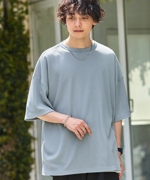 MONO-MART(モノマート)の「度詰めドライタッチワッフル ルーズS/Sカットソー(Tシャツ/カットソー・メンズ・チャコール/バーガンディー/杢グレー/オートミール/グリーン/ネイビー/ベージュ/ブラック/ライトブルー・S/M/L)」の7枚目の写真