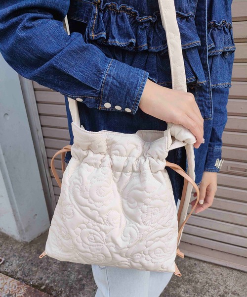 CONTROL FREAK / CTFK（コントロールフリーク）の「CONTROL FREAK(コントロールフリーク)ペイズリーキルトminiショルダー（ショルダーバッグ・レディース・アイボリー/モカ/ブラック/シルバー/ブルー・FREE）」の9枚目の写真