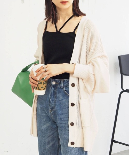 tiptop（ティップトップ）の「【ラメシアー登場】変わり編みシアーBIGカーディガン（カーディガン/ボレロ・レディース・グリーン系その他/オフホワイト/グレー/ブルー/ブラック/イエロー/ピンク/サックスブルー/ブラック系その他/ホワイト系その他・FREE）」の2枚目の写真