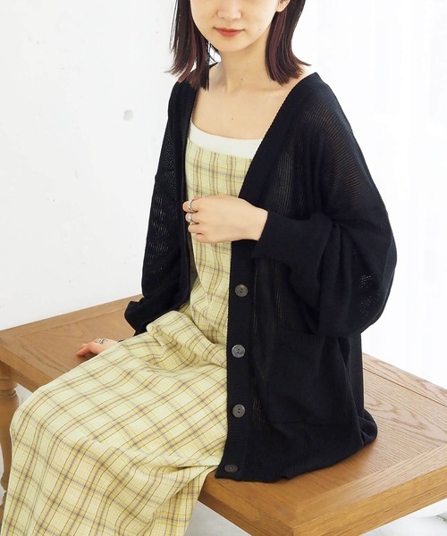 tiptop（ティップトップ）の「【ラメシアー登場】変わり編みシアーBIGカーディガン（カーディガン/ボレロ・レディース・グリーン系その他/オフホワイト/グレー/ブルー/ブラック/イエロー/ピンク/サックスブルー/ブラック系その他/ホワイト系その他・FREE）」の15枚目の写真