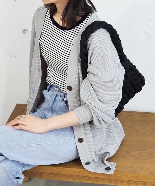 tiptop（ティップトップ）の「【ラメシアー登場】変わり編みシアーBIGカーディガン（カーディガン/ボレロ・レディース・グリーン系その他/オフホワイト/グレー/ブルー/ブラック/イエロー/ピンク/サックスブルー/ブラック系その他/ホワイト系その他・FREE）」の19枚目の写真