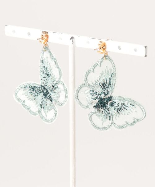 tone(トーン)の「【fuwari】ジルコニア 蝶々 ピアス(MA)(ピアス(両耳用)・レディース・ブルー/ピンク/グリーン/ゴールド・FREE)」の16枚目の写真