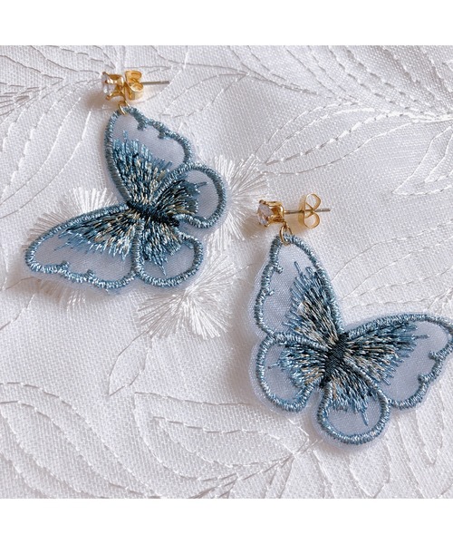 tone(トーン)の「【fuwari】ジルコニア 蝶々 ピアス(MA)(ピアス(両耳用)・レディース・ブルー/ピンク/グリーン/ゴールド・FREE)」の22枚目の写真