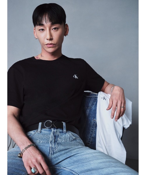 WEB限定】ユニセックス CK ロゴ リラックスフィット Tシャツ 2枚セット